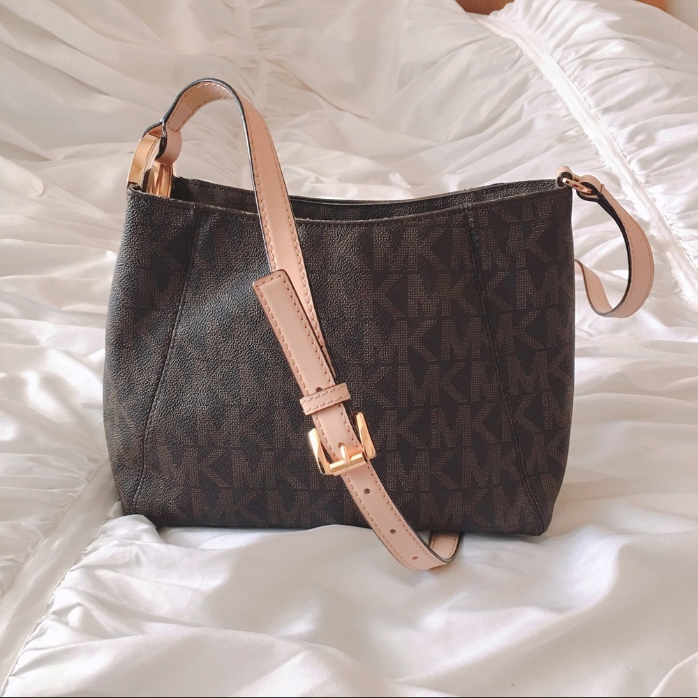 Michael Kors Fulton Messenger Bag